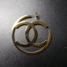 Cargar imagen en el visor de la galería, Designer inspired Hoops