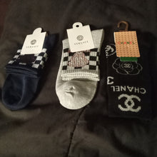 Load image into Gallery viewer, V &amp; CC socks