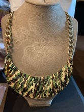 Load image into Gallery viewer, Camo necklace