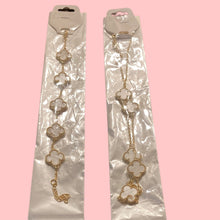 Load image into Gallery viewer, Designer flower necklace