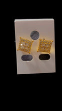 Cargar imagen en el visor de la galería, 18k diamond studs