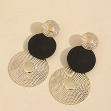 Load image into Gallery viewer, Multi-layer Round Earring