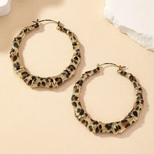Load image into Gallery viewer, Animal Print earrings