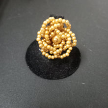 Load image into Gallery viewer, Pearl rose rings