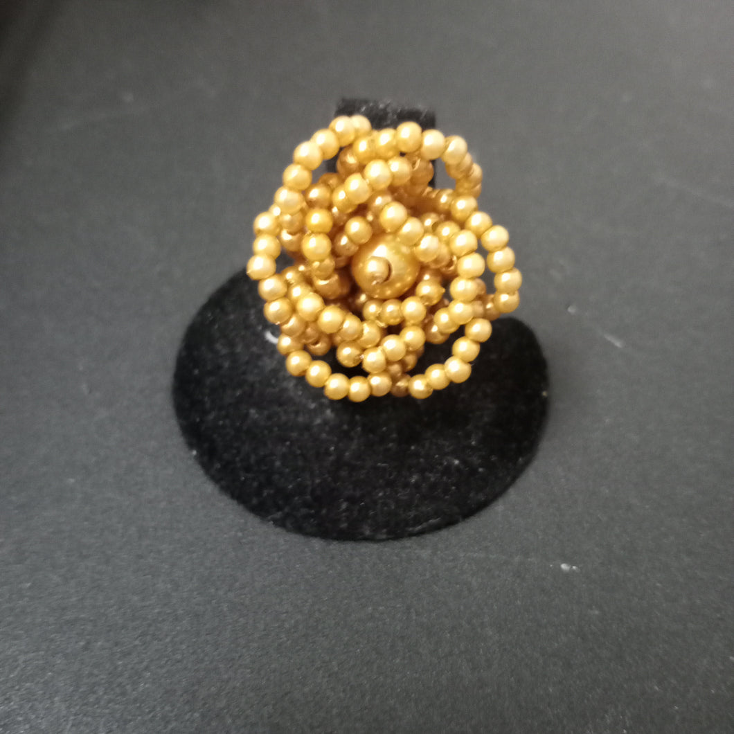 Pearl rose rings